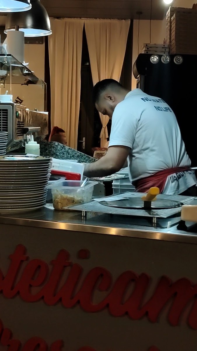 Semplicemente - Pizzeria e Cucina Verace Photo 2
