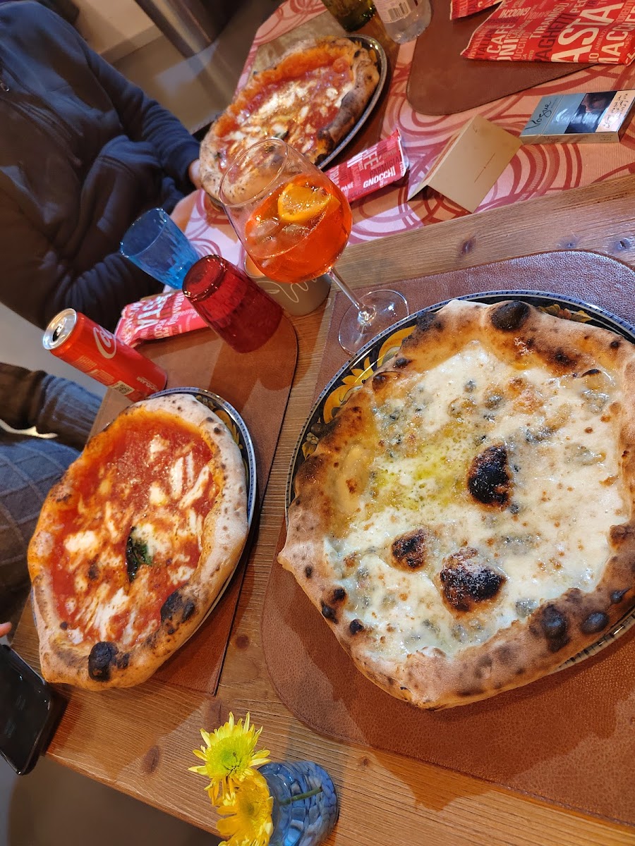 Semplicemente - Pizzeria e Cucina Verace Photo 6