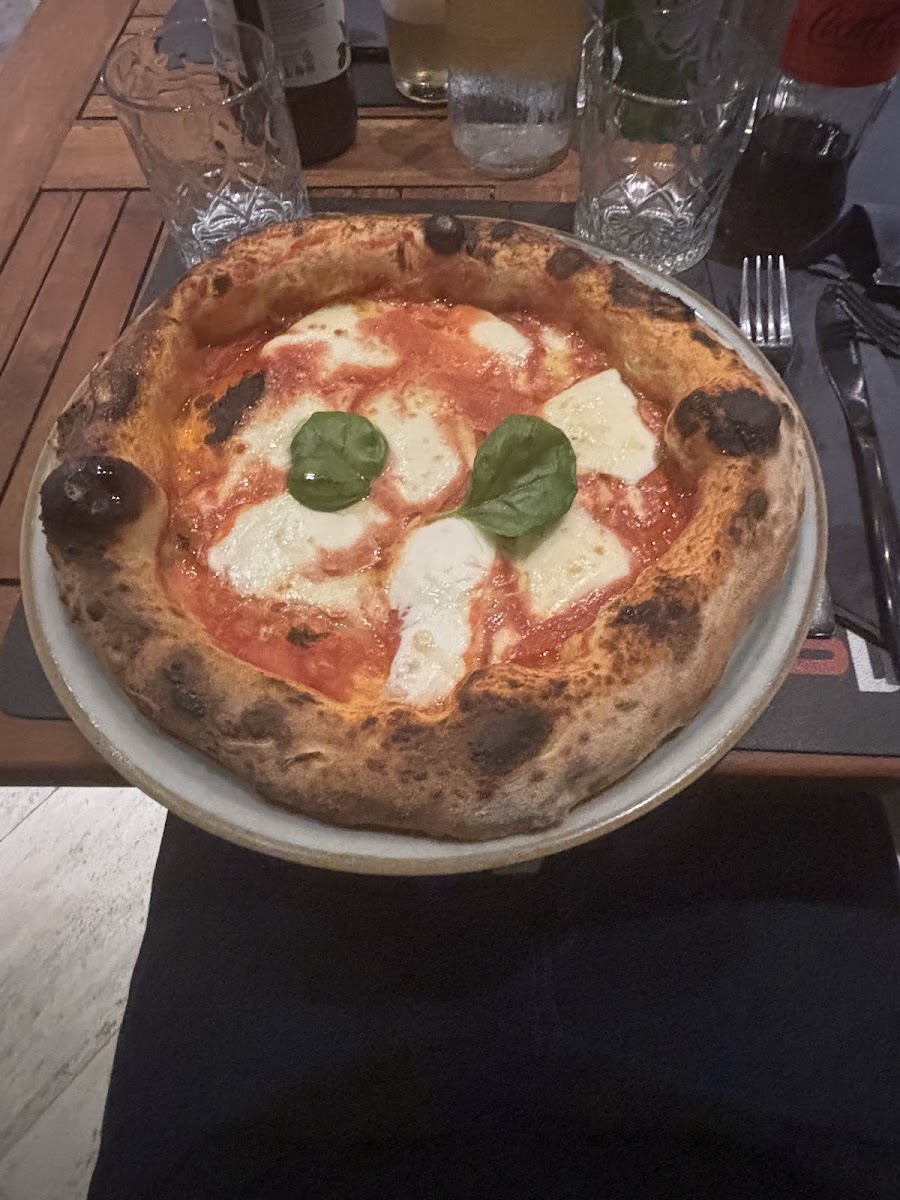 Pomodorì - Pizzeria Napoletana Photo 4