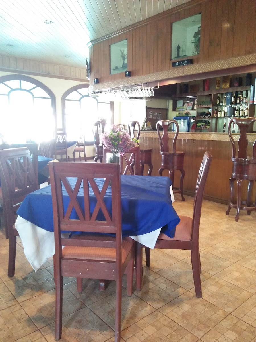 Hard Hat Cafe Photo 3
