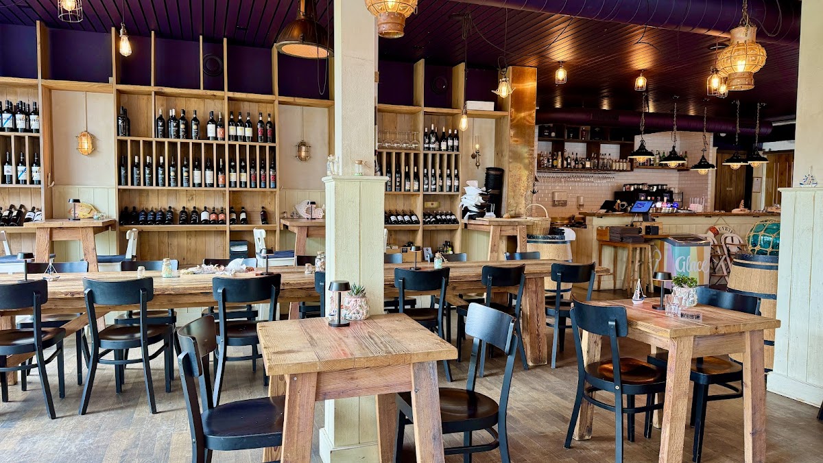 Restaurant Pier 11 Photo 3