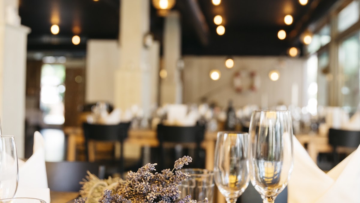 Restaurant Pier 11 Photo 4