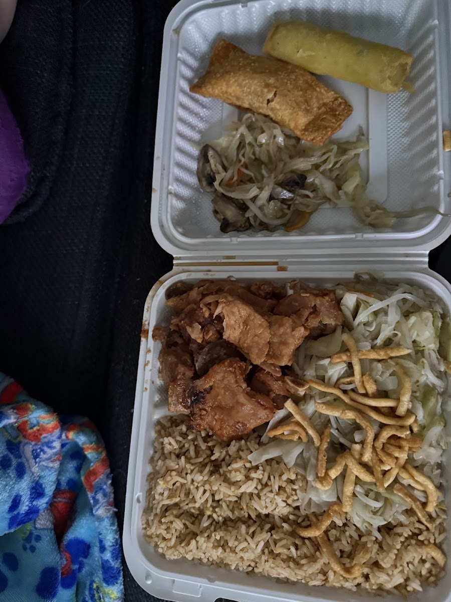 Golden Dragon Home Delivery Photo 2