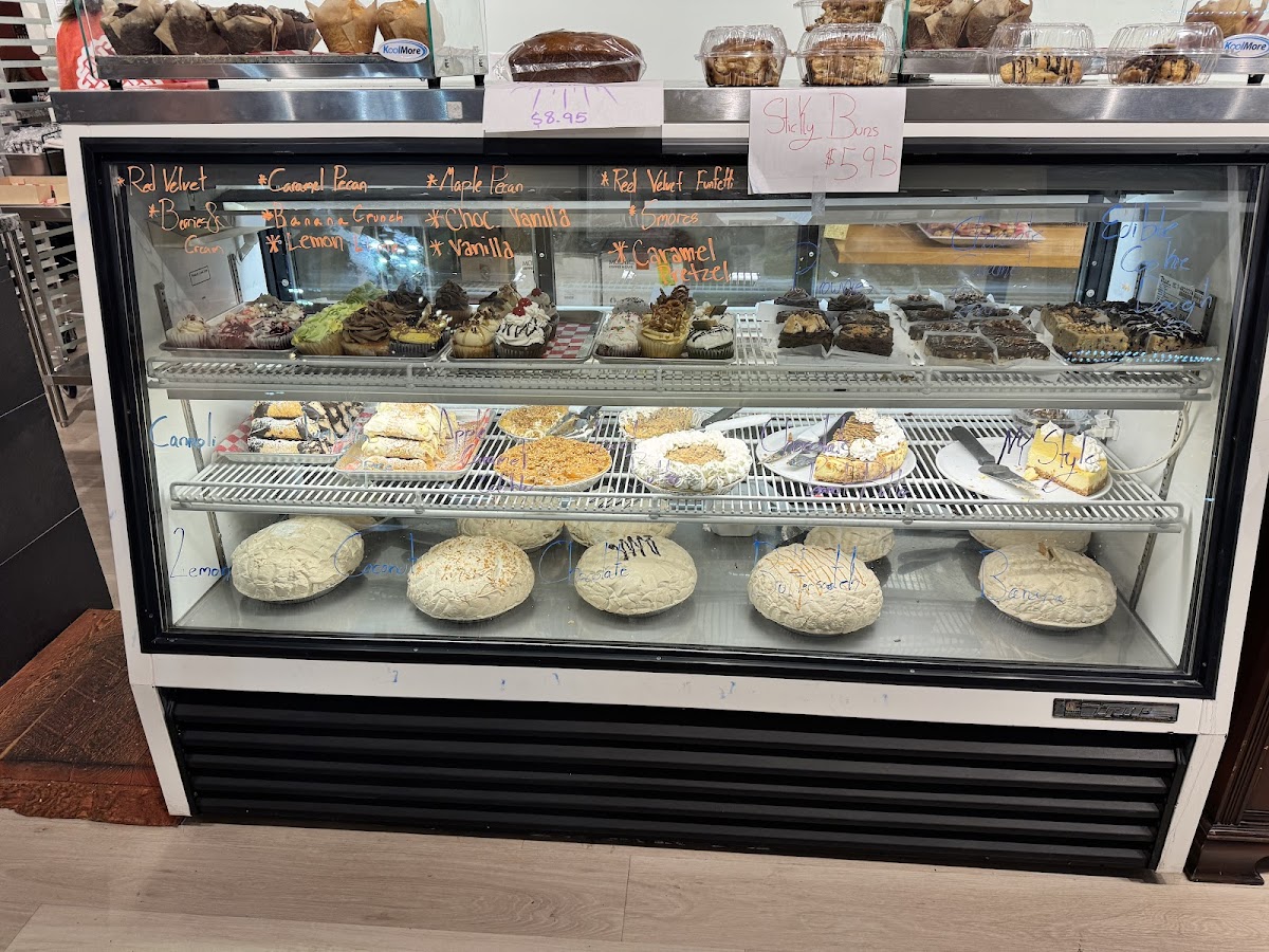Apple Annie’s Spring Mills Photo 7