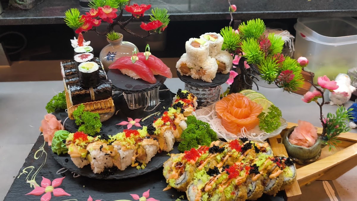 SUVI Modern Asian Kitchen Photo 2