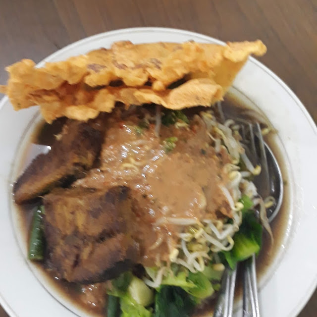 Nasi Pecel Rawon Empal