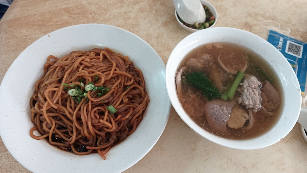 HomeTown Koay Teow Kopitiam 故乡味粿條屋 Photo 8
