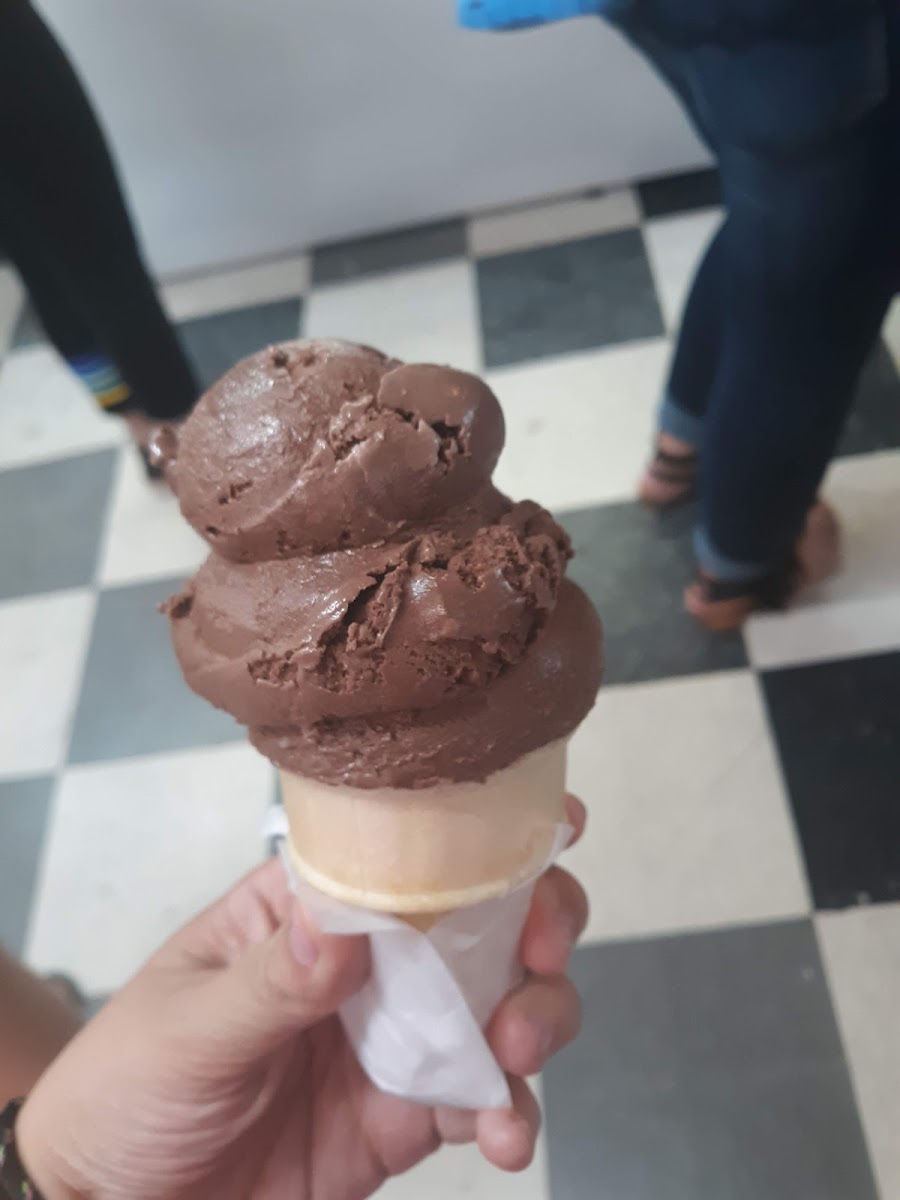 Monona Bait & Ice Cream Shop Photo 6