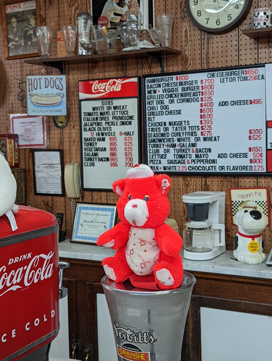 Monona Bait & Ice Cream Shop Photo Menu 4