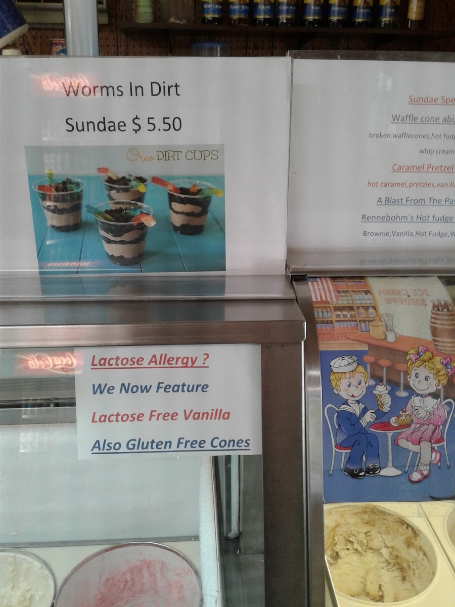 Monona Bait & Ice Cream Shop Photo Menu 6
