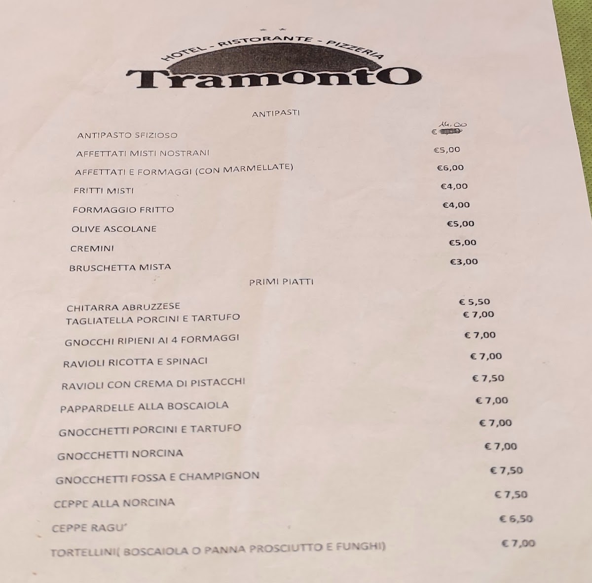 Hotel Ristorante Pizzeria Tramonto Photo Menu 3
