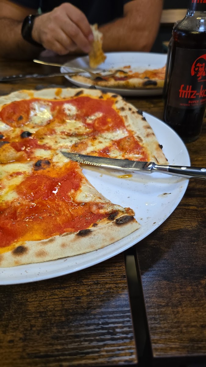 Sieben Berge - Kaffeerösterei & Neapolitanische Pizzabäckerei Photo 7