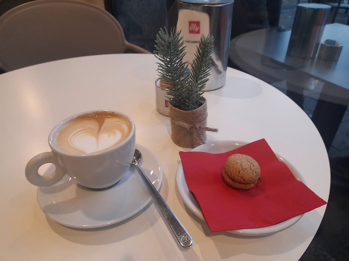 Montenotte - Bar & Gelateria Photo 2