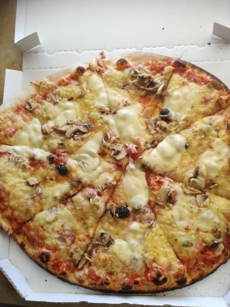 Pizza et Pizza s Photo 9