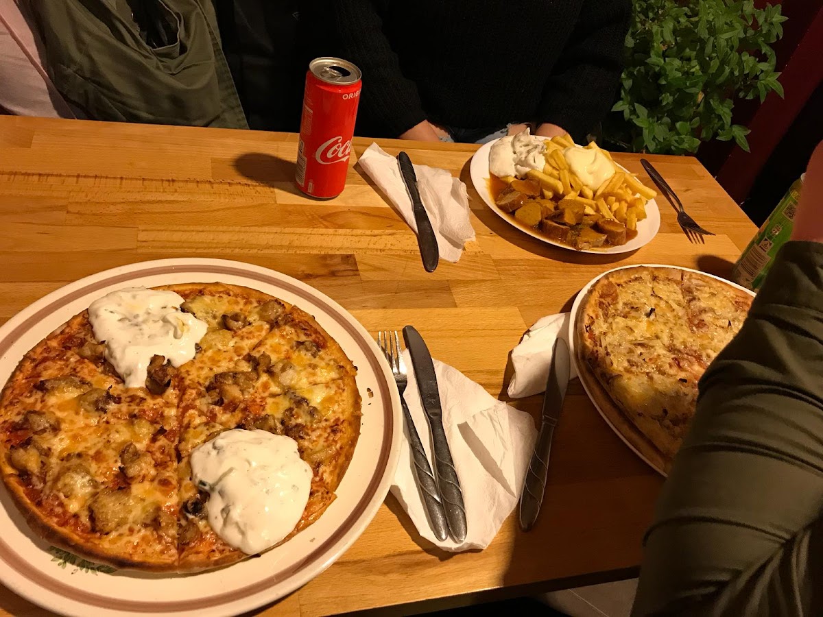 Pizzeria Tutti Frutti Photo 7