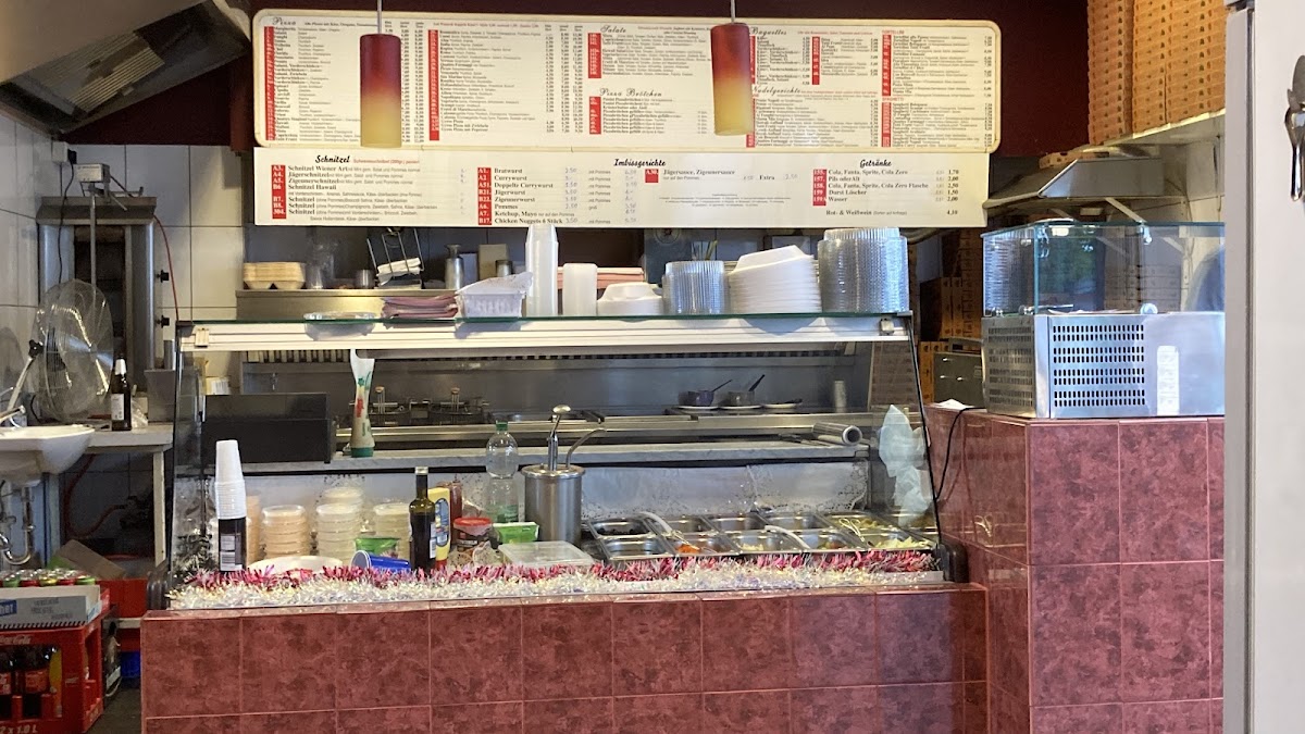 Pizzeria Tutti Frutti Photo 9