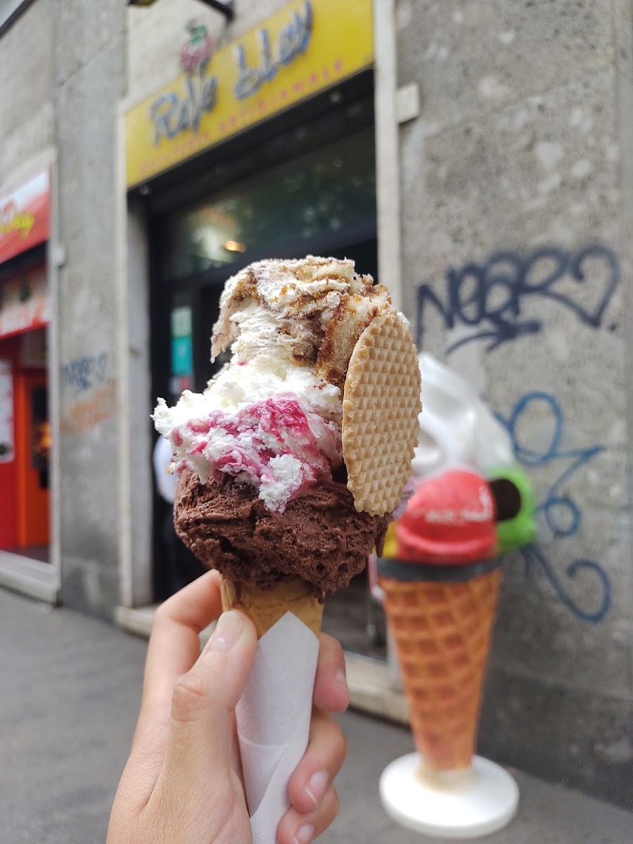 Reve Bleu - Gelateria Artigianale Photo 10