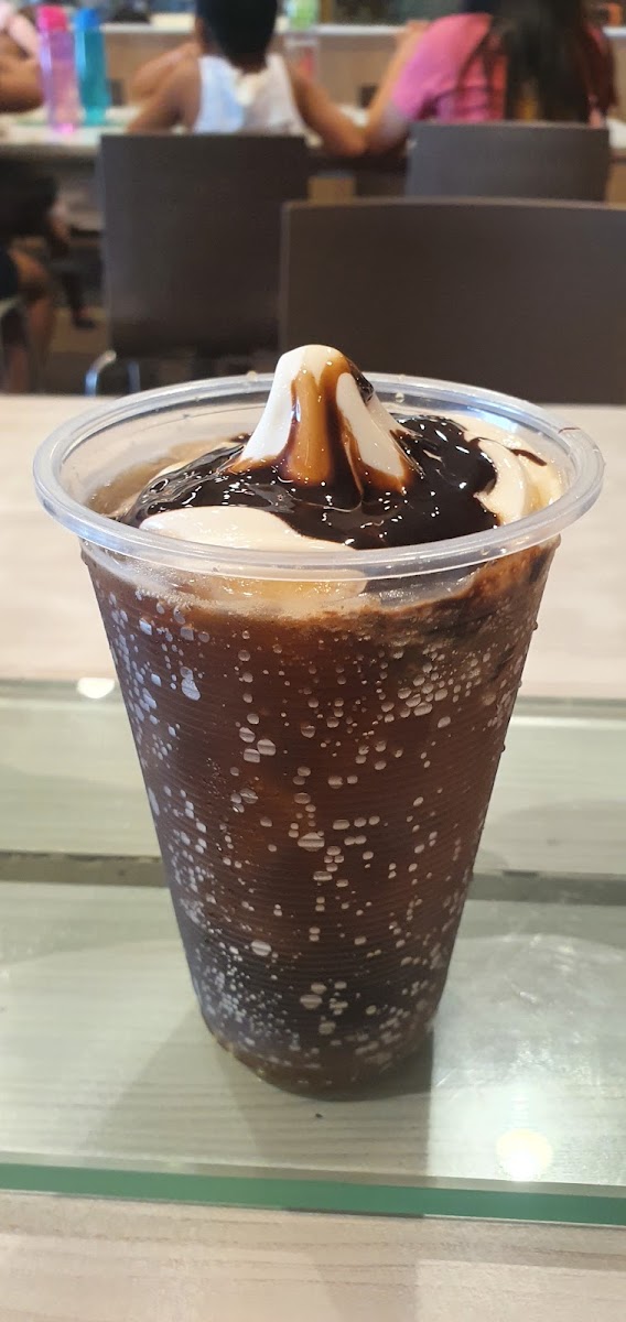 Jollibee Muñoz Photo 6