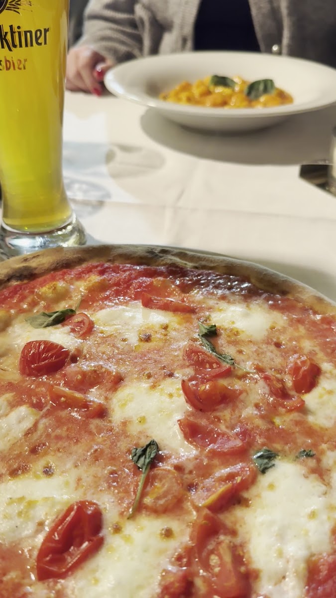 Ristorante Pizzeria Al Porto Photo 2