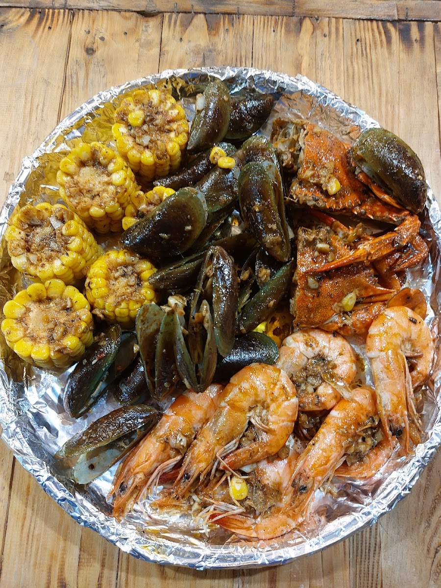 BigBoy's Lomi House Photo 7