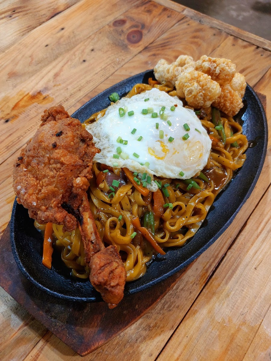 BigBoy's Lomi House Photo 9
