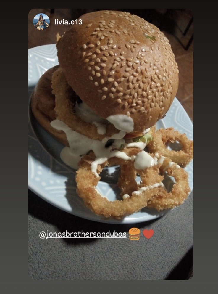 Jonas Brother Sushi Yakissoba Sandubas Photo 10