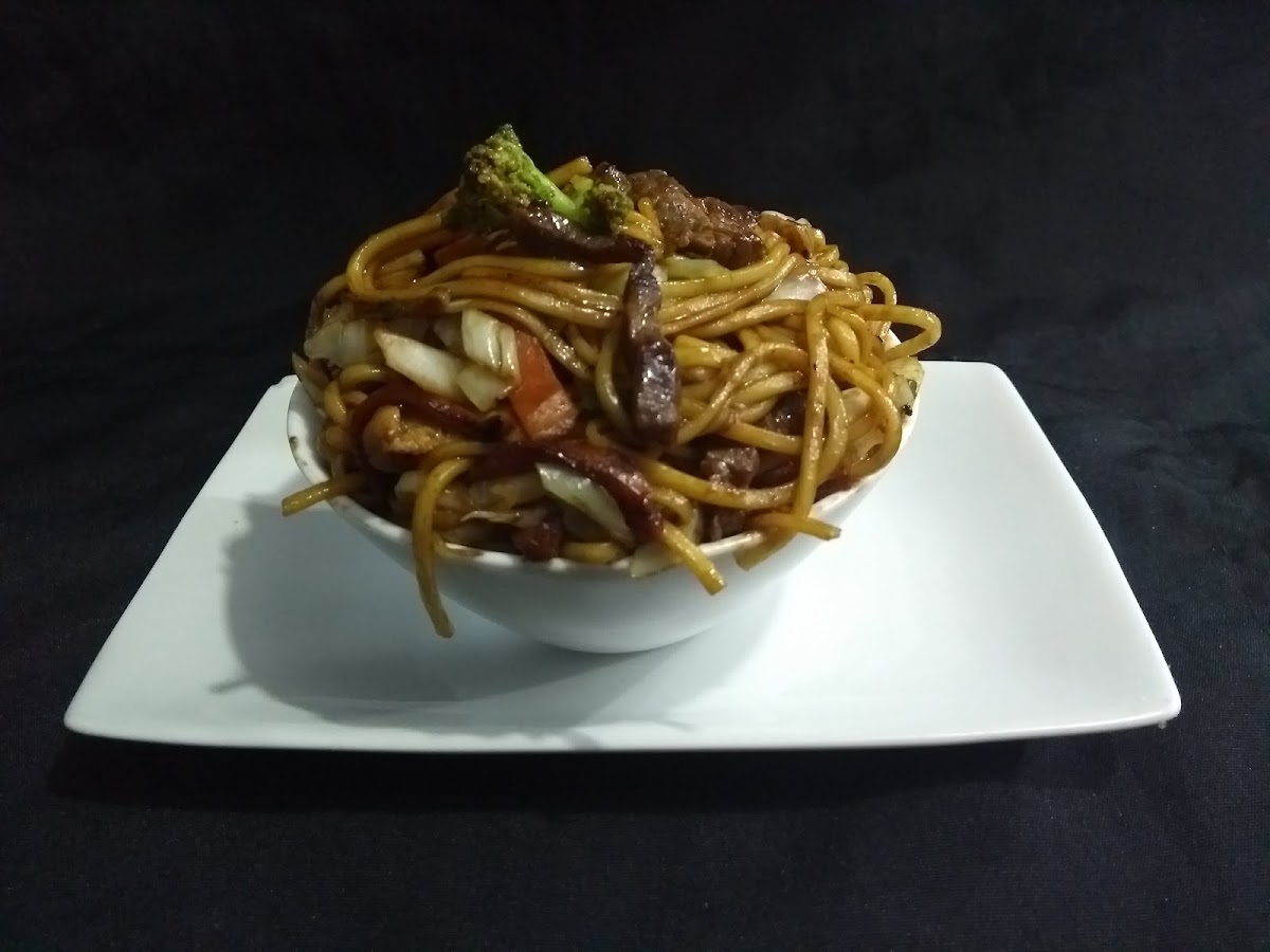 Jonas Brother Sushi Yakissoba Sandubas Photo 7