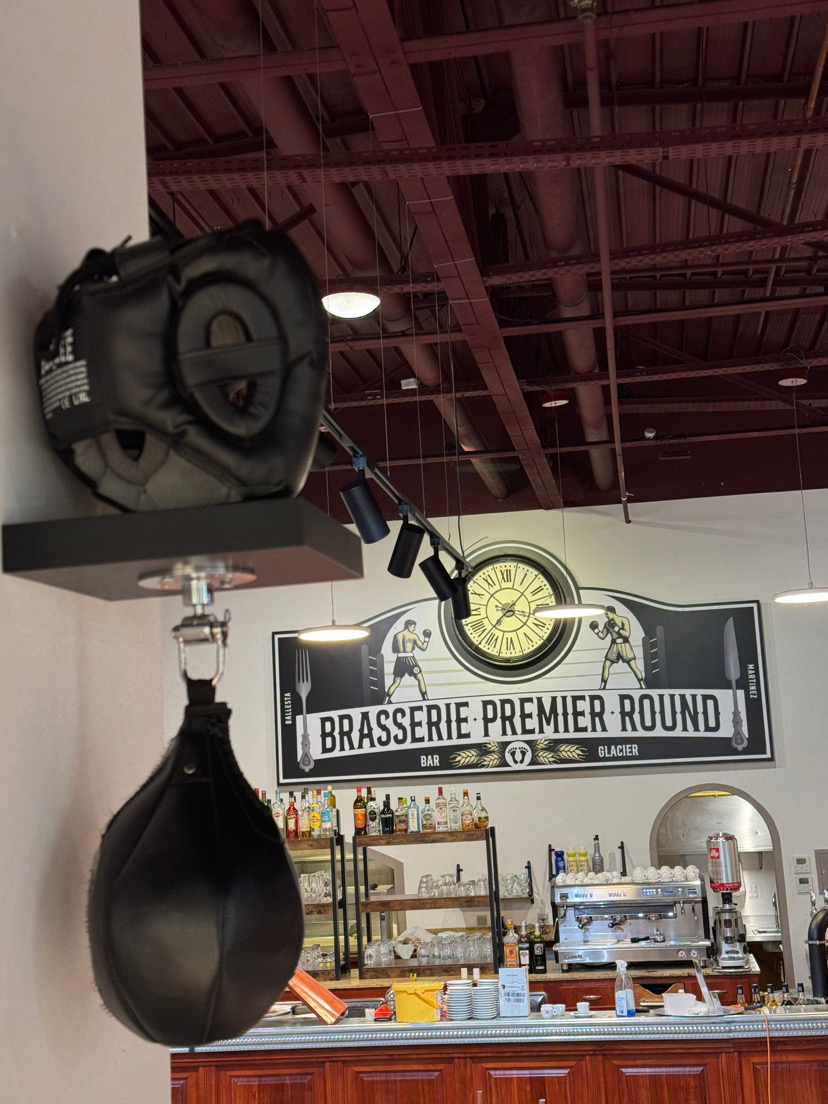 Brasserie Premier Round Photo 4