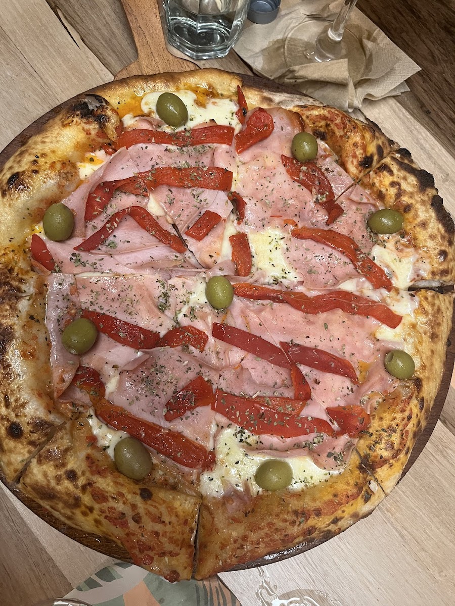 Italica Pizza Bar Photo 5