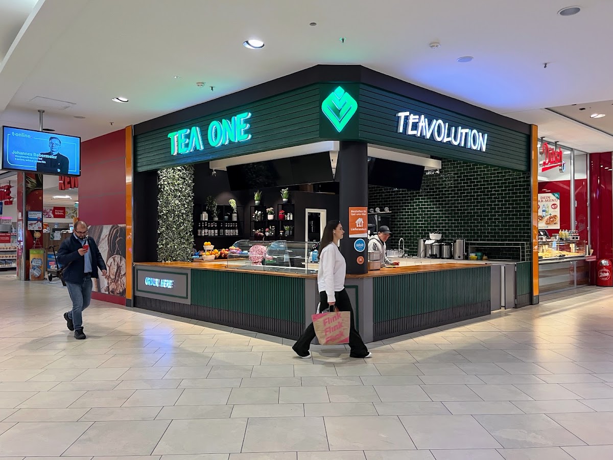 Tea One in Skyline Plaza