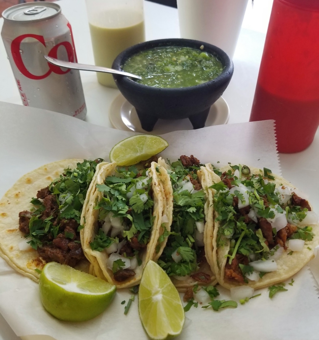 Tacos La Bala Photo 3