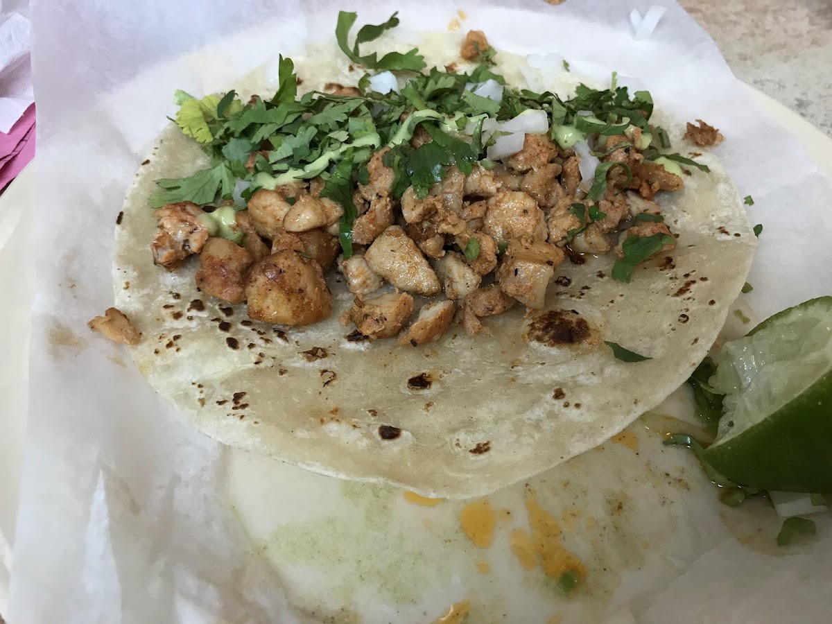Tacos La Bala Photo 7