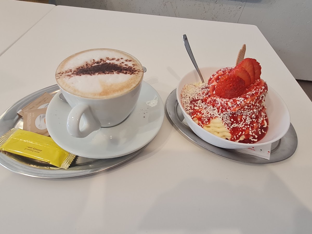 Eis Café Nuova Venezia Photo 10