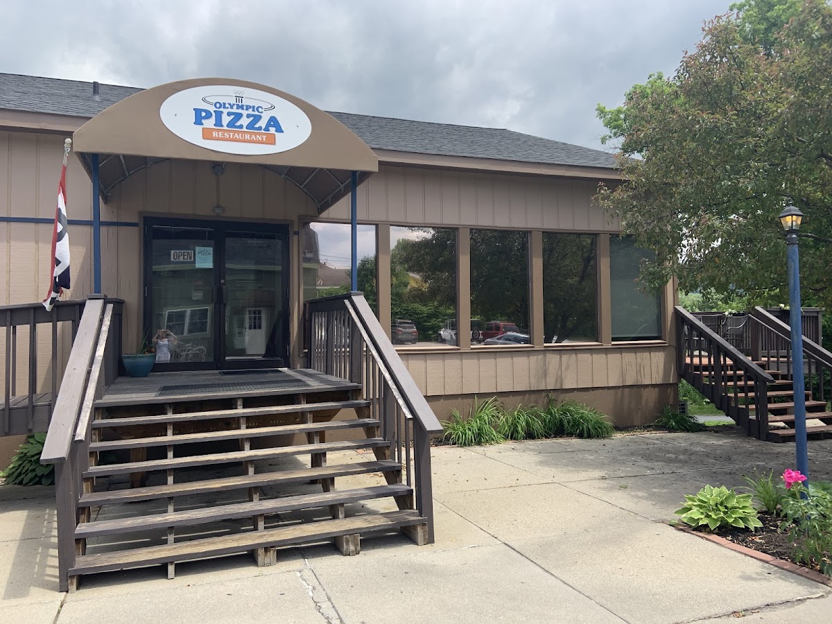 Olympic Pizza Pub
