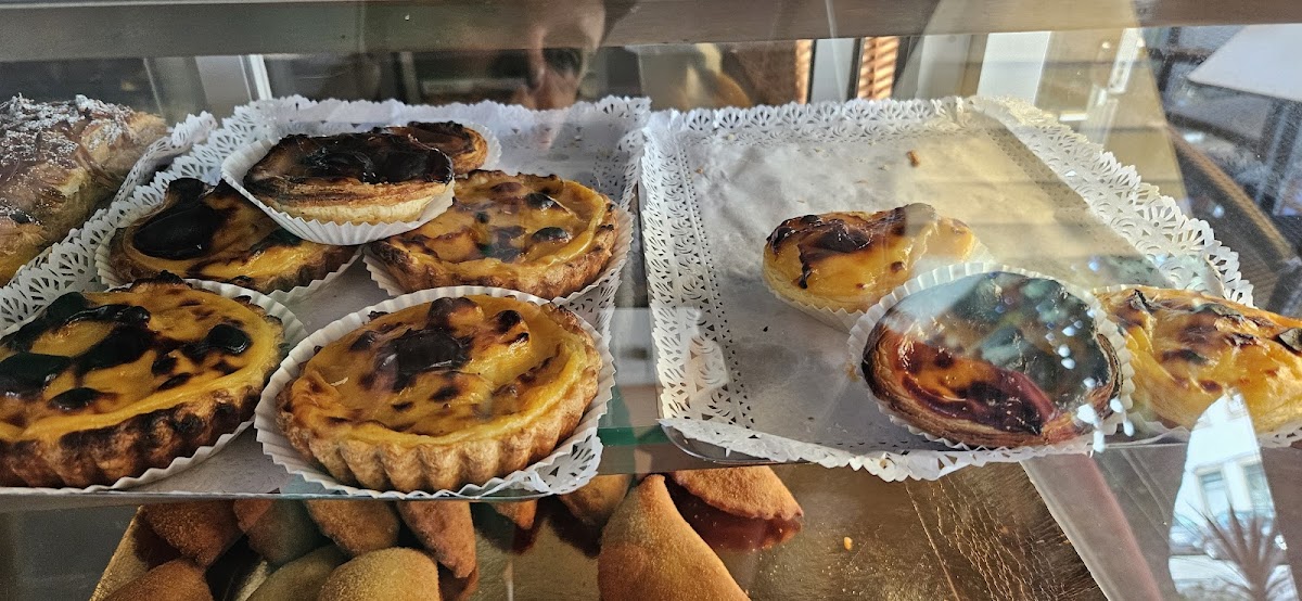 Café Avenida Photo 9