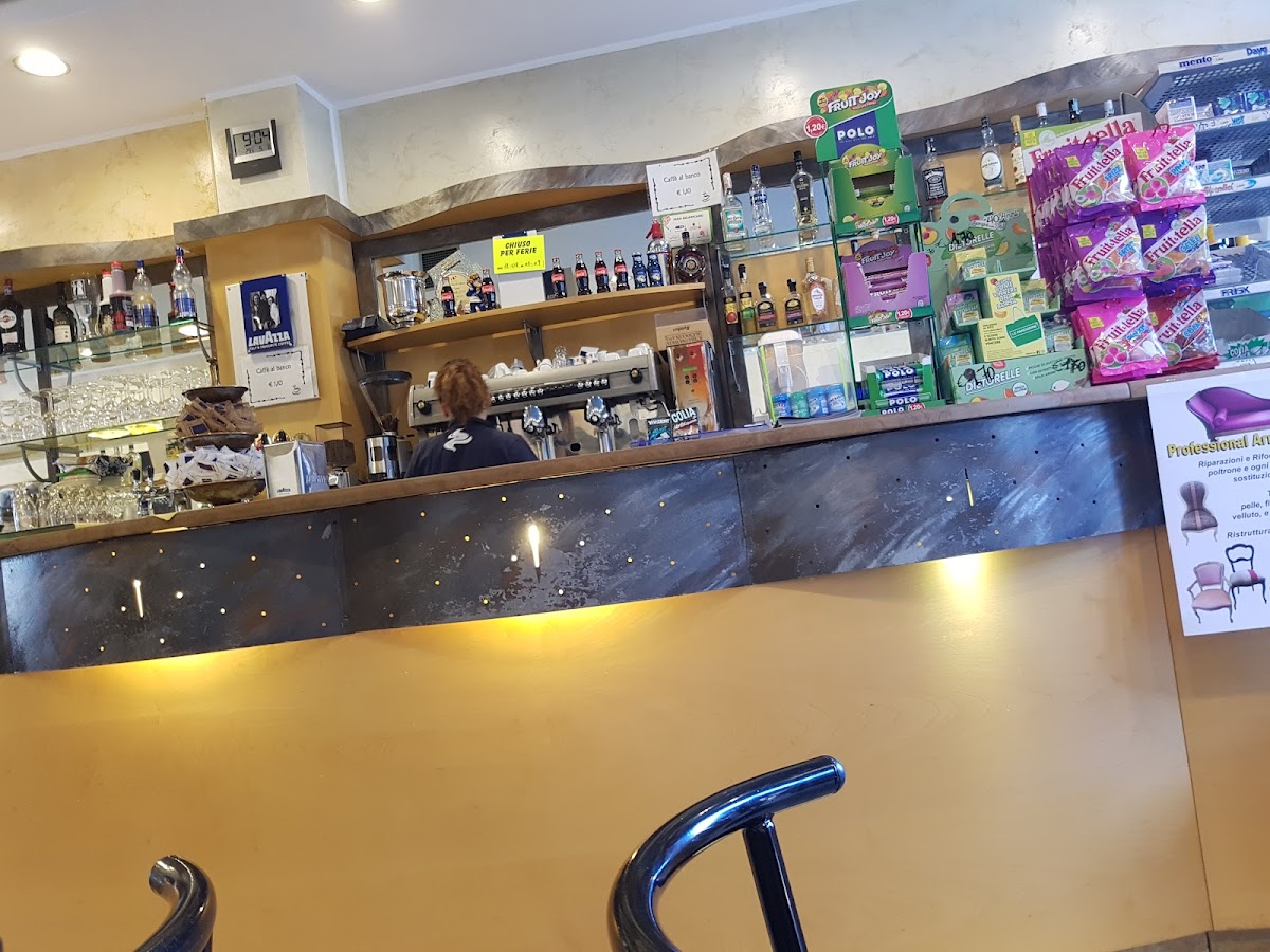 Bar Pasticceria White Photo 6