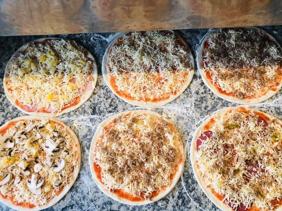 Bobby's Pizzeria Photo 10