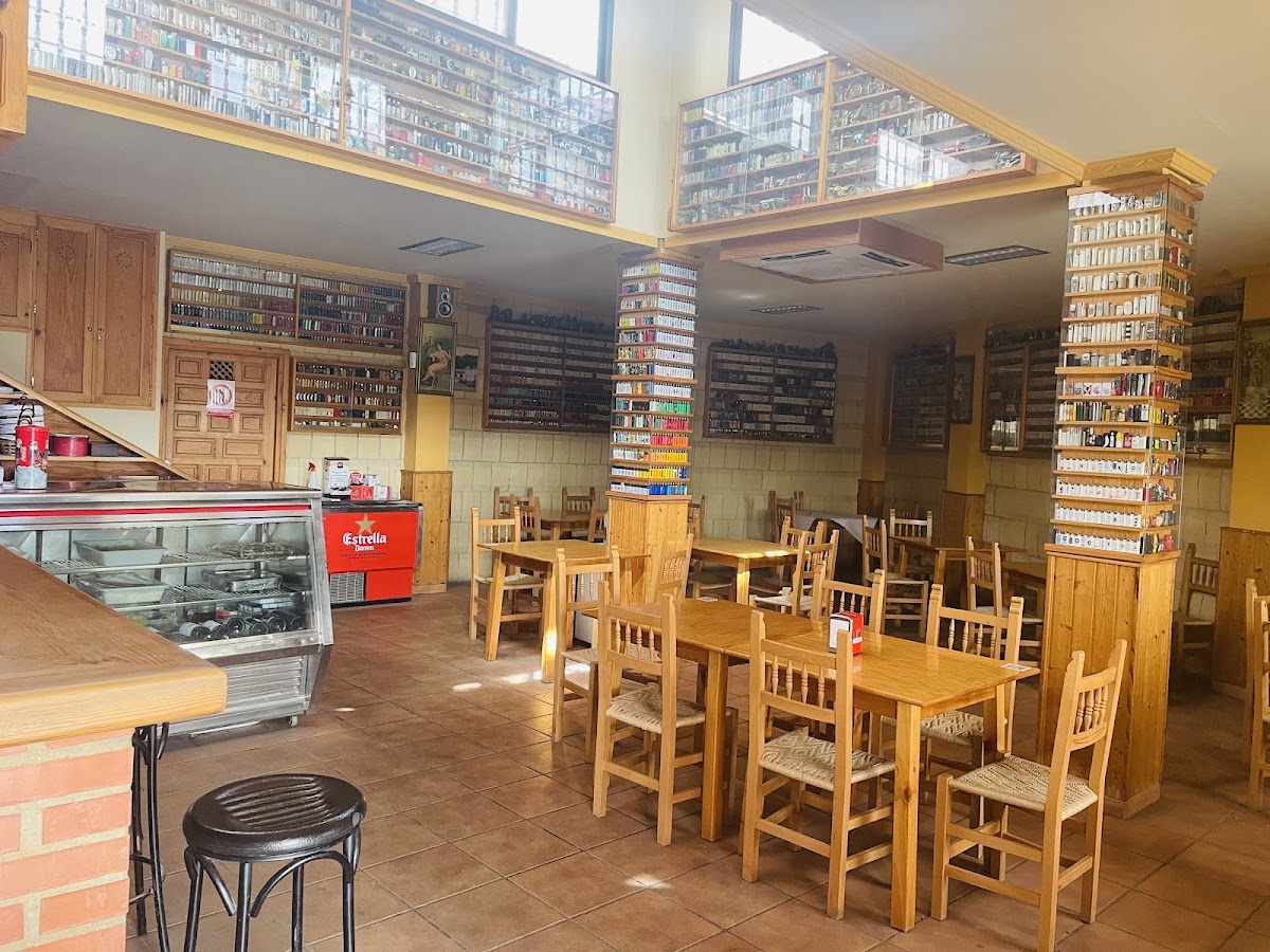Venta Restaurante Asador El Pelegrino