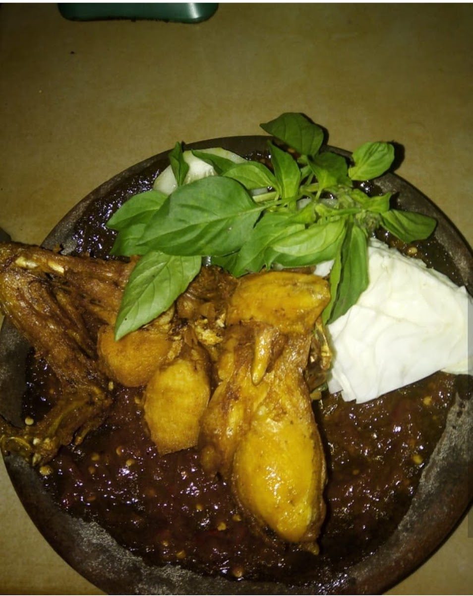 Warung Lalapan Pak Eko Photo 5