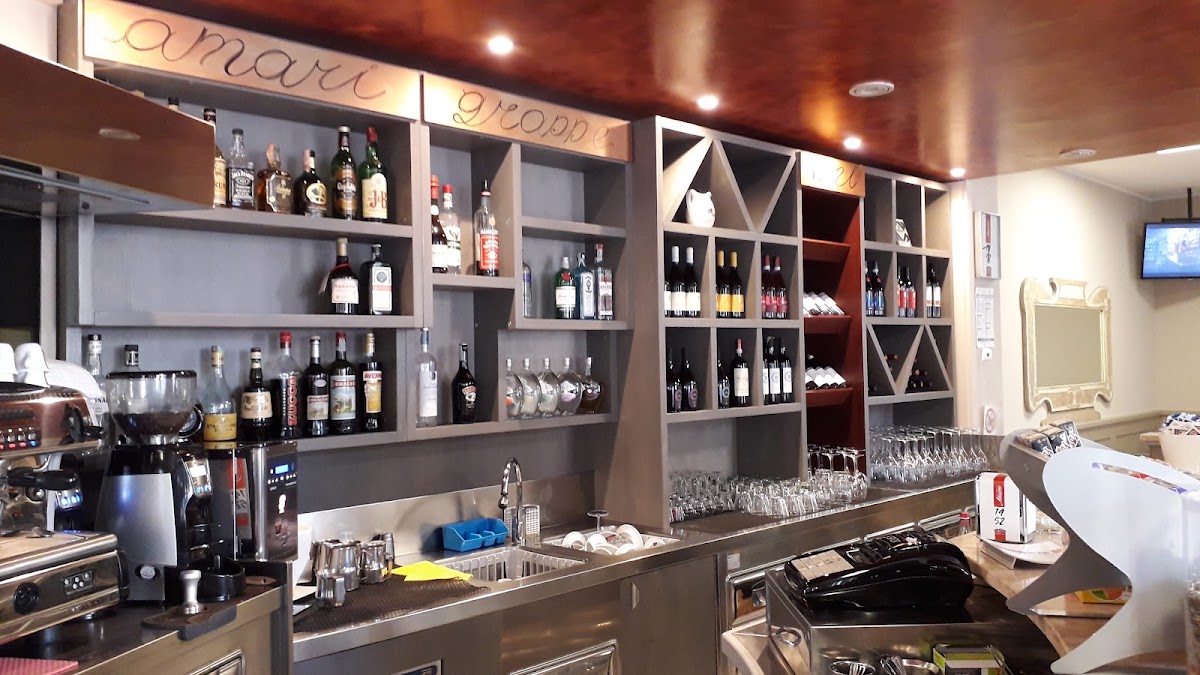 Bar Atti's Photo 4