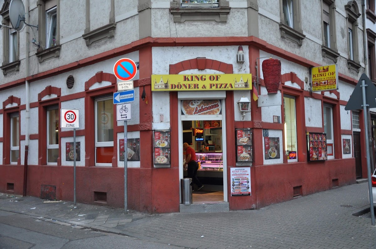 King of Döner Pizza