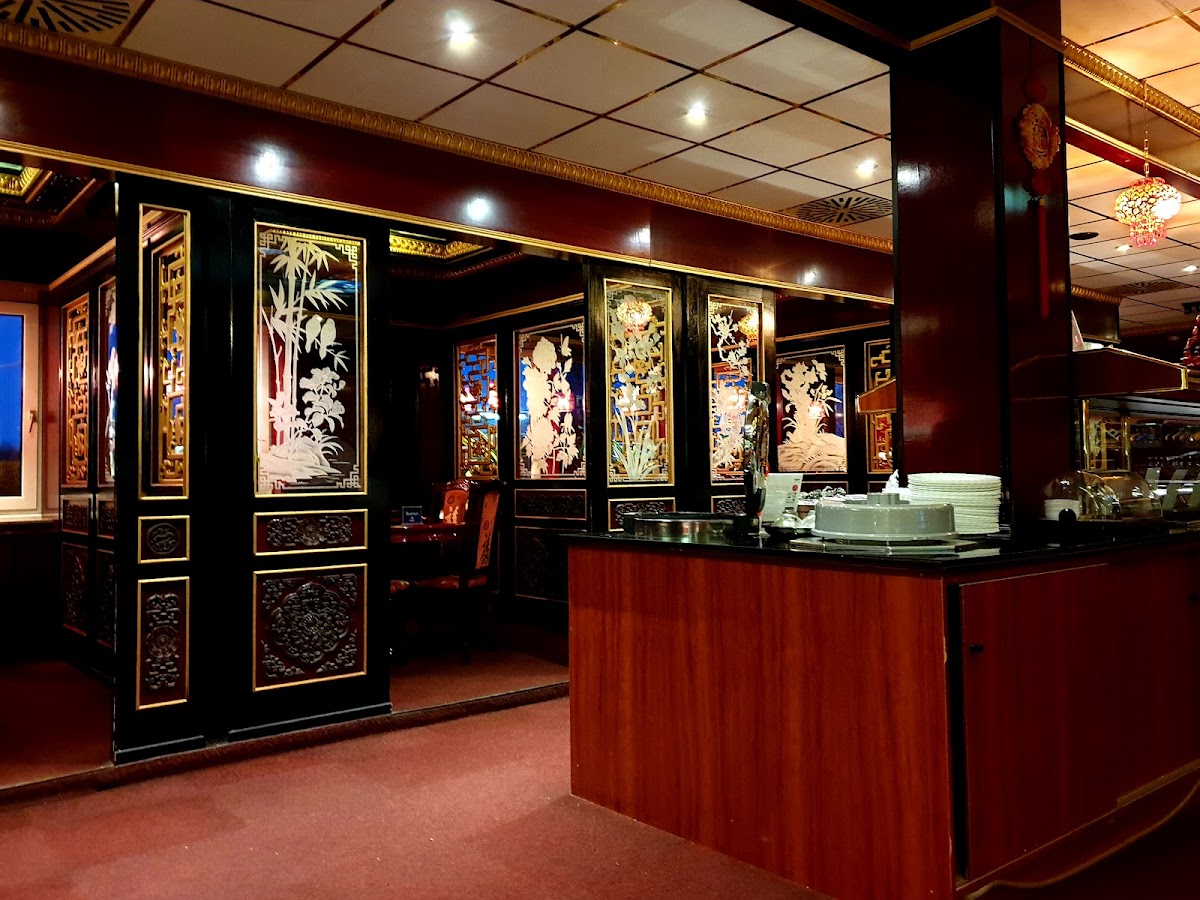 China-Restaurant Jin-Shi Photo 3