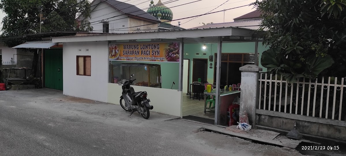 Warung Lontong SYN