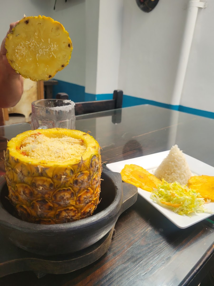 RESTAURANTE Y CEVICHERIA EL COSTEÑO Photo 10