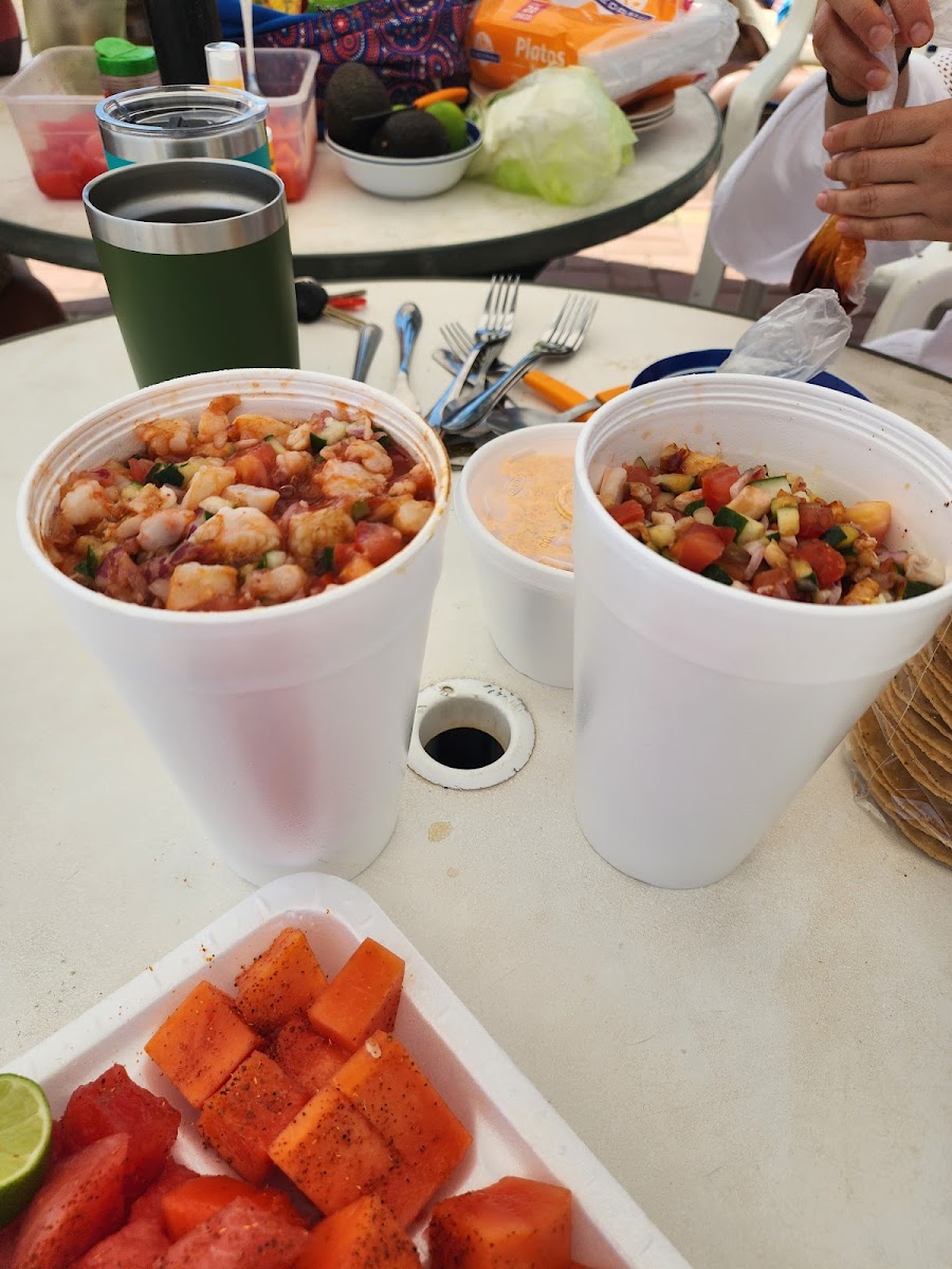 Mariscos la motito Photo 9