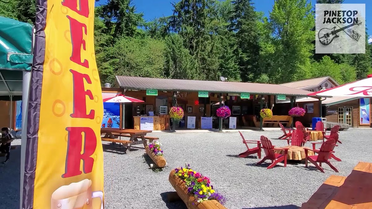 Rainier BaseCamp Bar & Grill Photo 2