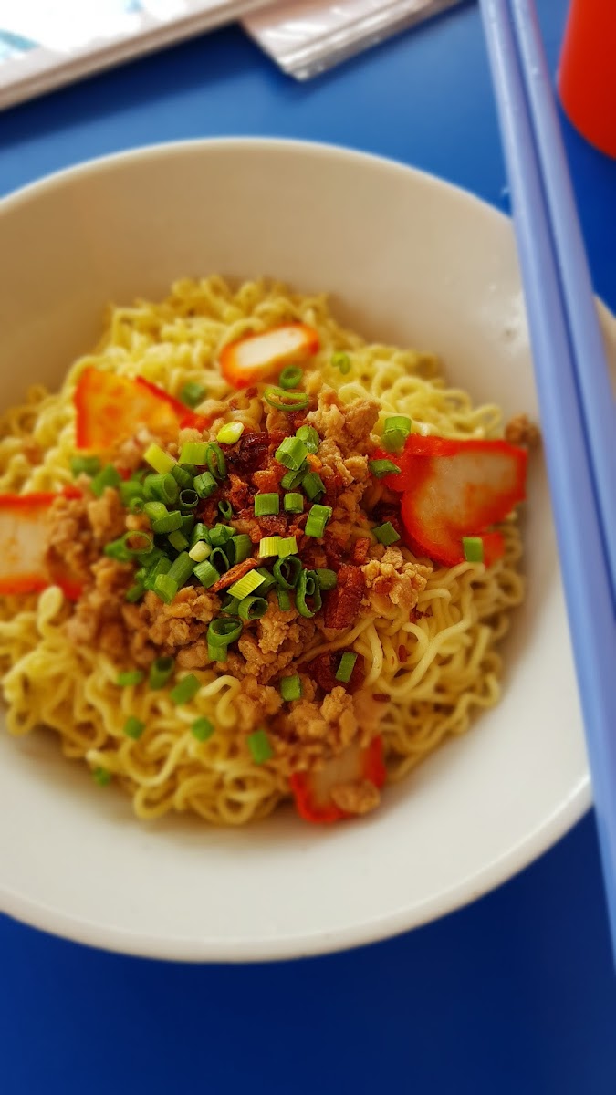 28 Food Centre Photo 6