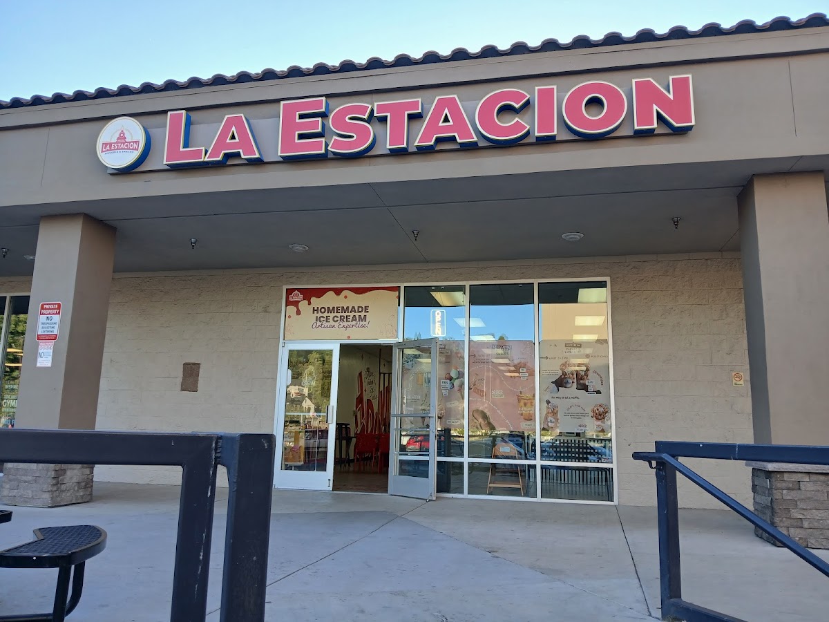 La Estacion Neveria & Snacks