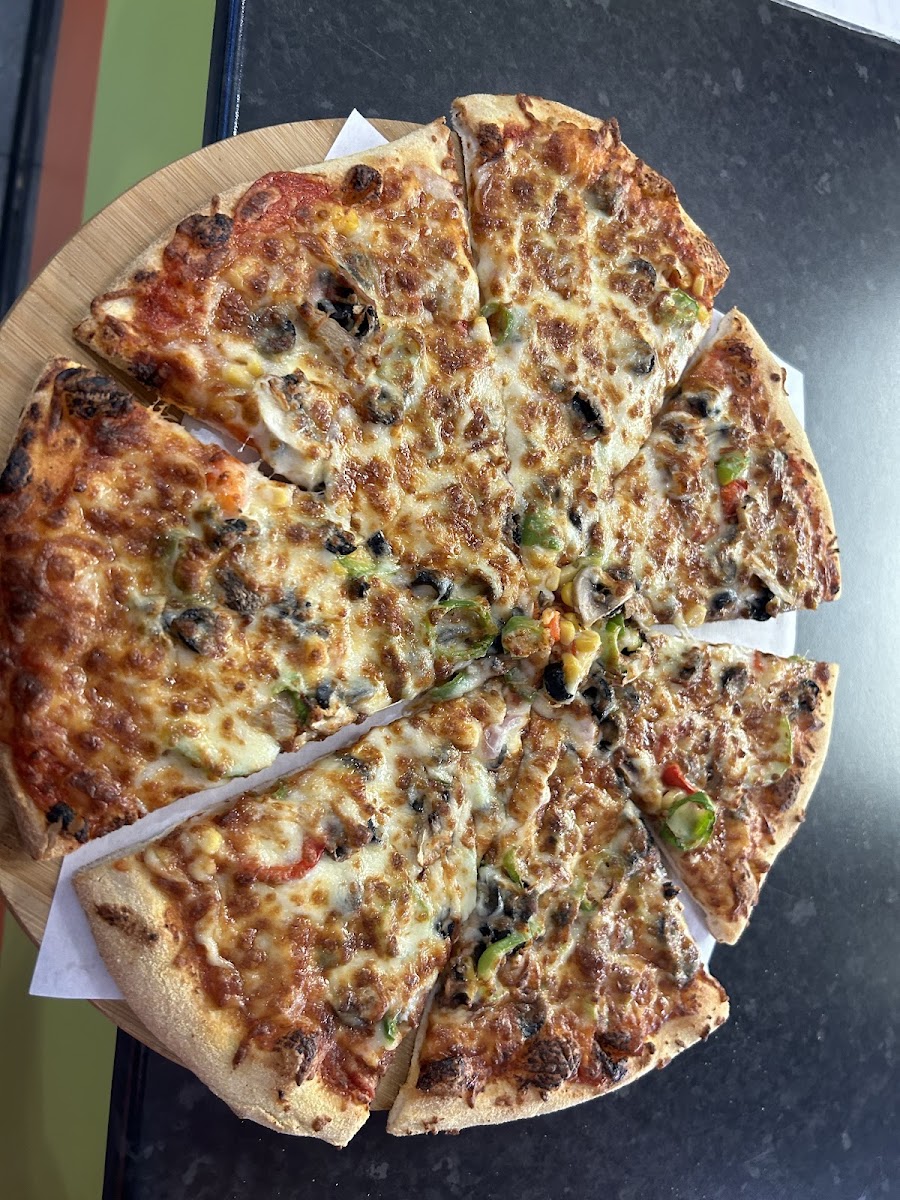 Pizza La Rosa Photo 7