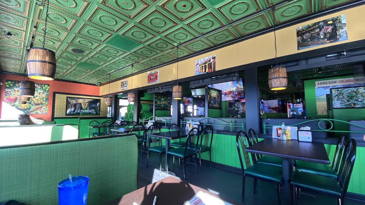The Lucky Leprechaun Bar & Grill Photo 6